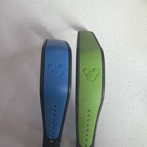 Original lot of 2 Walt Disney MagicBand Blue Disney World Wristband collectable